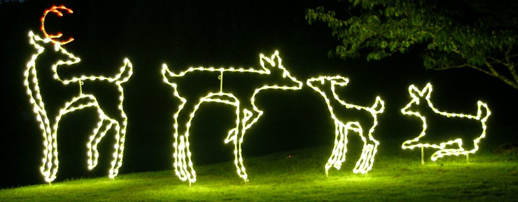 Deer Family | Commercial Christmas Decorations and Displays by Holiday